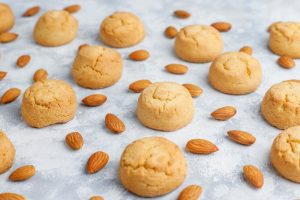 Almond cookies